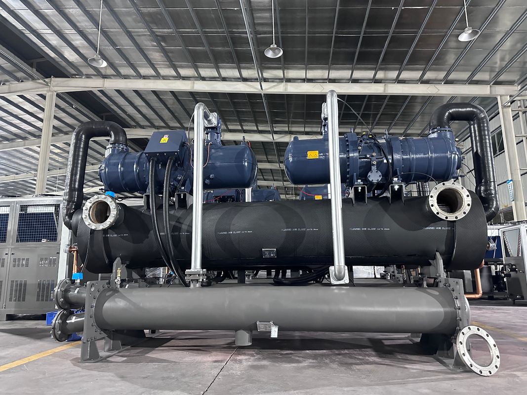 200HP Chiller de parafuso industrial refrigerado a água com 2 compressores Sistema para soluções de resfriamento