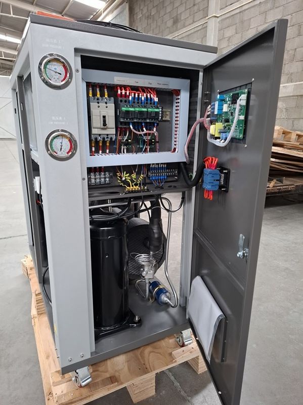 Refrigerador Industrial de Água de 5HP Processamento de Plástico 5RT Refrigerador Aéreo Para Refrigeração Química Farmacêutica Condensador de Tubos de Cobre