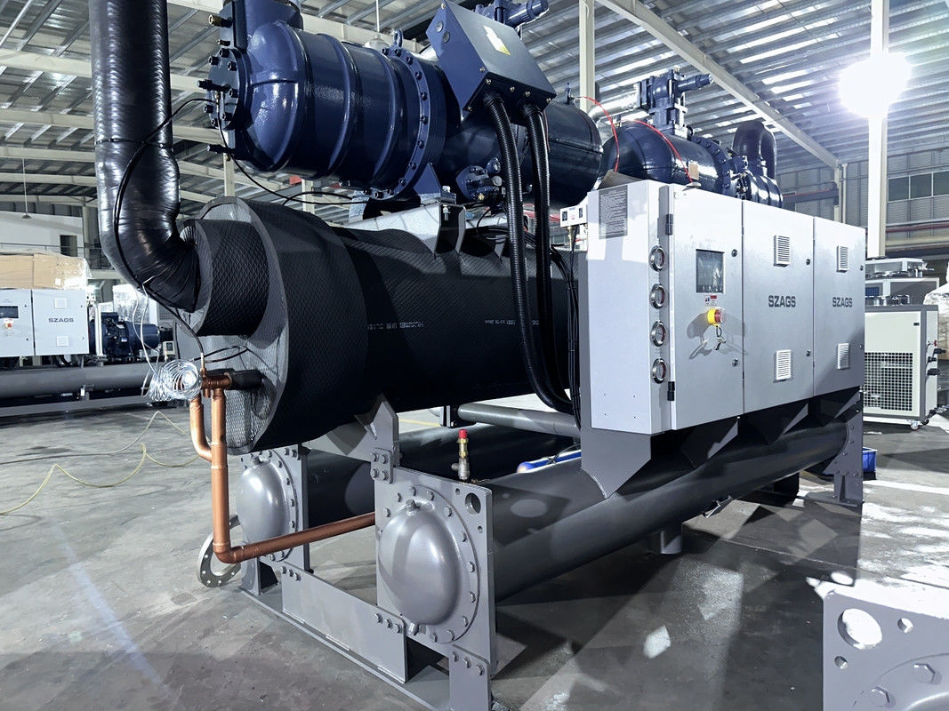 Chiller a parafuso industrial refrigerado a água de 150 CV com sistema de duplo compressor para soluções de resfriamento ideais