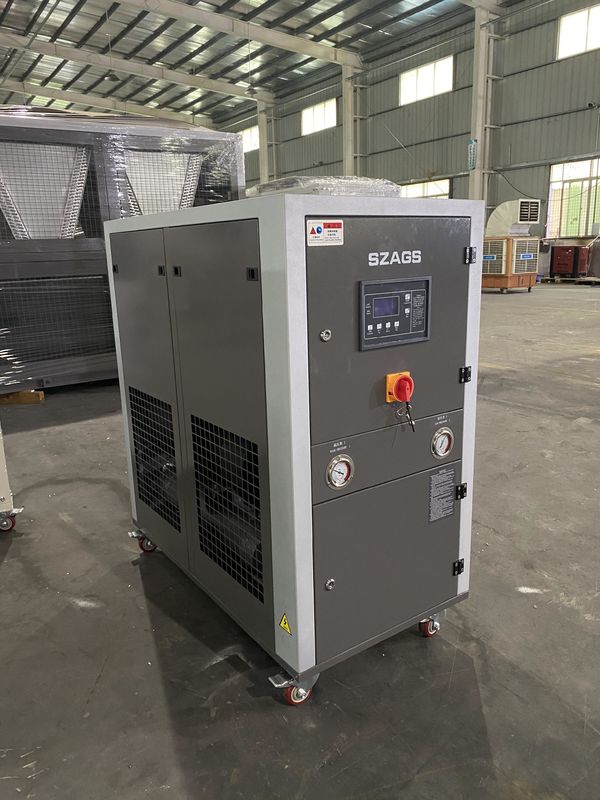 Refrigeradores compactos refrigerados a água 6 toneladas Refrigeradores rápidos com capacidade de arrefecimento de 19 kW Monitoramento remoto 24 horas por dia, 7 dias por semana Refrigerante ecológico