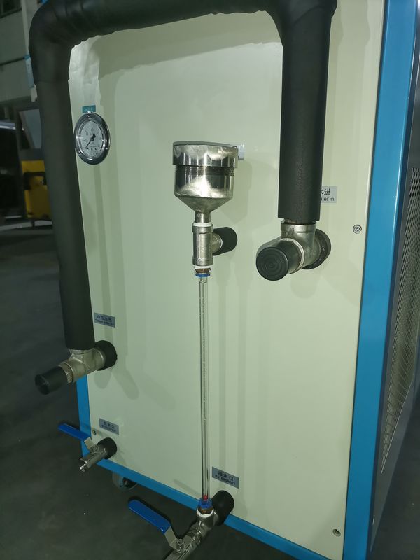 Precisão e eficiência 2,5 m3/h Fluxo de água refrigerada Refrigeradores de velocidade variável refrigerados a ar para controlo de temperatura de laboratório