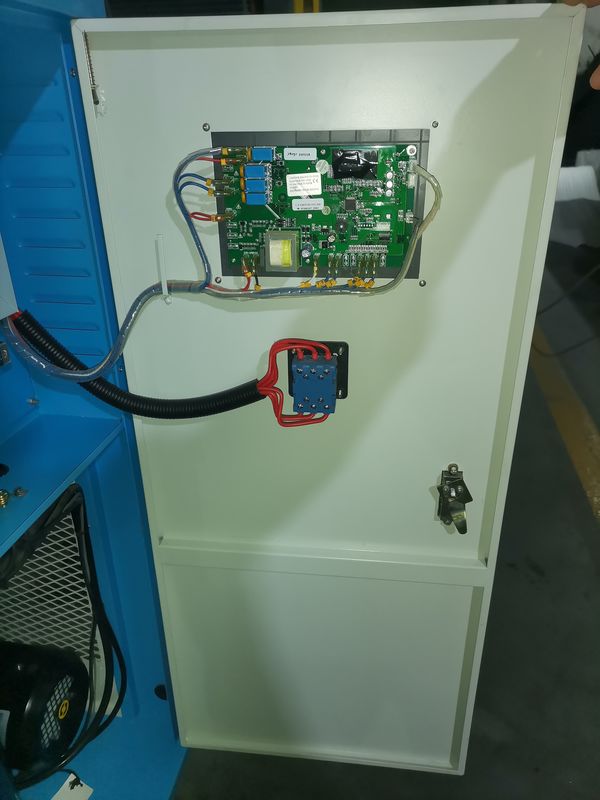 Precisão e eficiência 2,5 m3/h Fluxo de água refrigerada Refrigeradores de velocidade variável refrigerados a ar para controlo de temperatura de laboratório