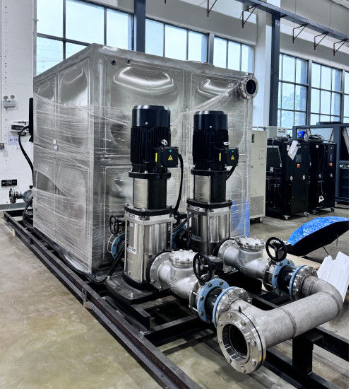 Chiller de água portátil de alto desempenho de 100 cv com grande capacidade do tanque e bomba de circulação externa